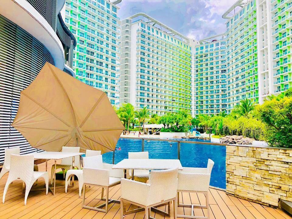 Azure Urban Resort A4 Near Airport Mall With Wavepool Paranaque City Kültér fotó