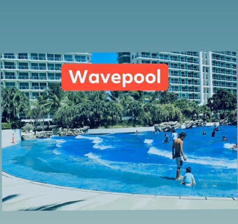 Azure Urban Resort A4 Near Airport Mall With Wavepool Paranaque City Kültér fotó